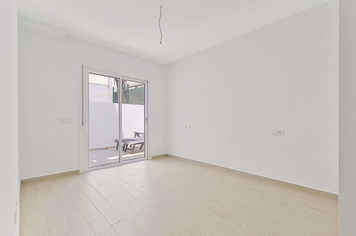 Image No.16-3 Bed Apartment for sale