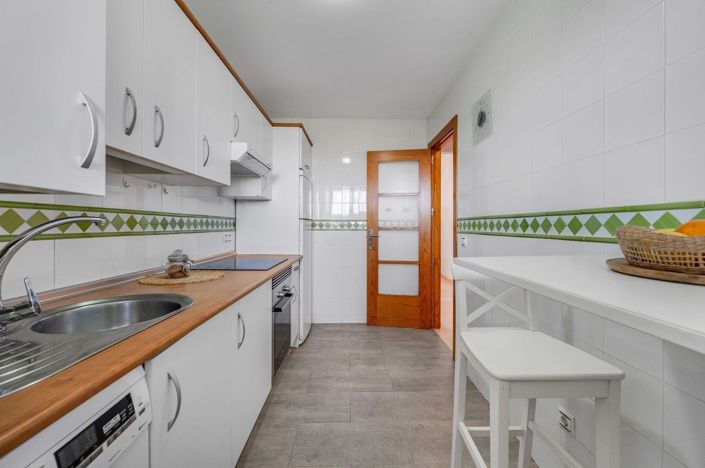 Image No.20-2 Bed Apartment for sale