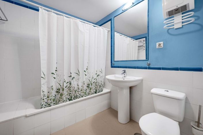 Image No.26-2 Bed Apartment for sale