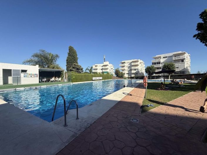 Image No.1-Appartement de 3 chambres à vendre à Estepona
