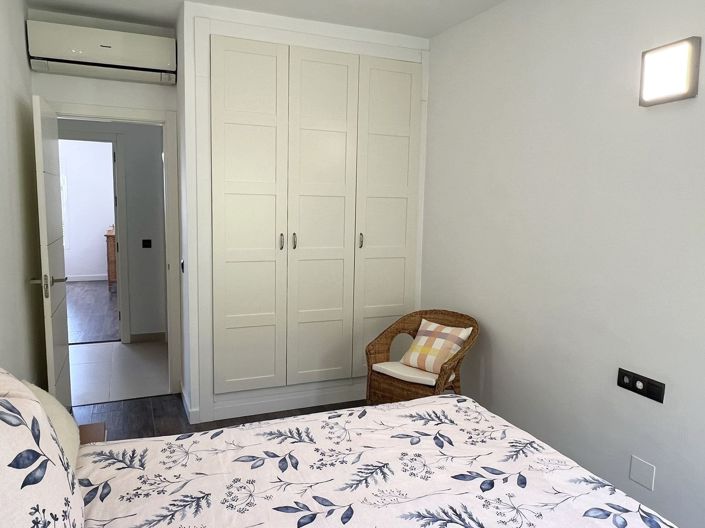 Image No.19-3 Bed Townhouse for sale