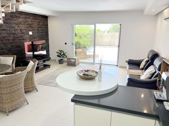 Image No.4-3 Bed Townhouse for sale