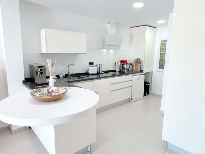 Image No.7-3 Bed Townhouse for sale