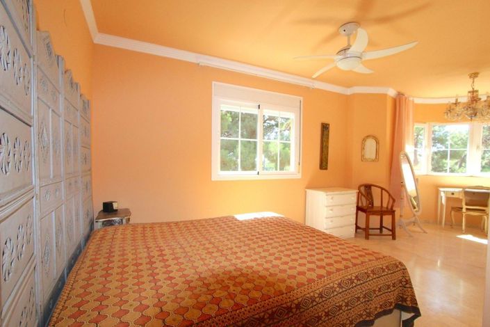 Image No.5-2 Bed Apartment for sale