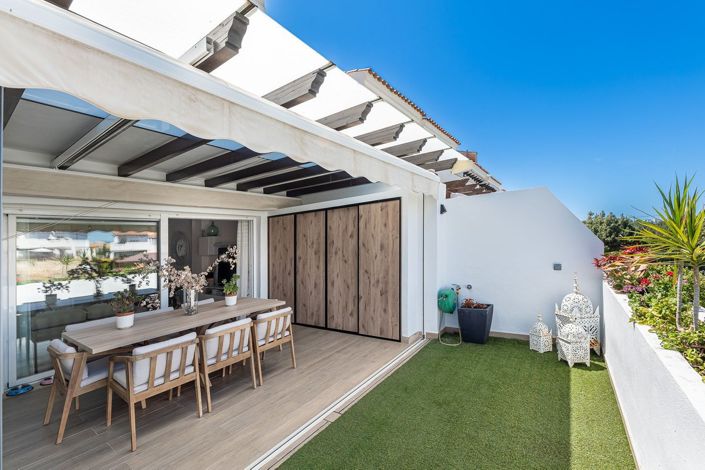 Image No.2-3 Bed Townhouse for sale