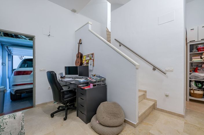 Image No.22-3 Bed Townhouse for sale