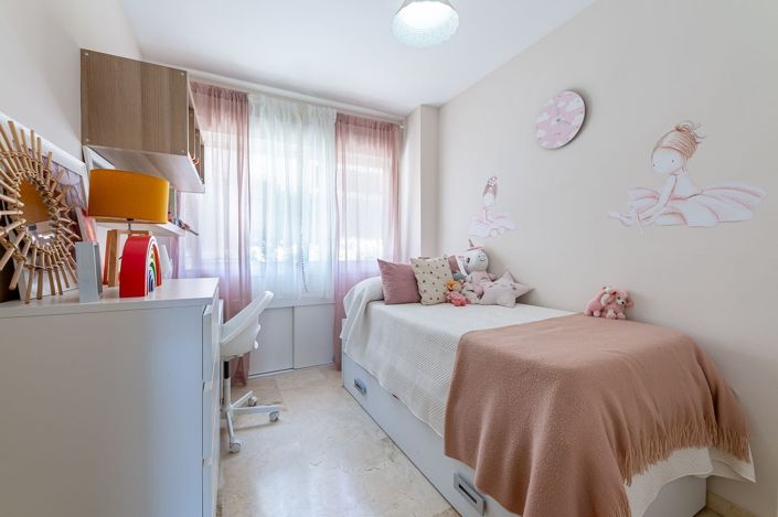 Image No.5-3 Bed Townhouse for sale