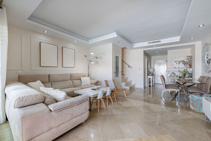 Image No.9-3 Bed Townhouse for sale