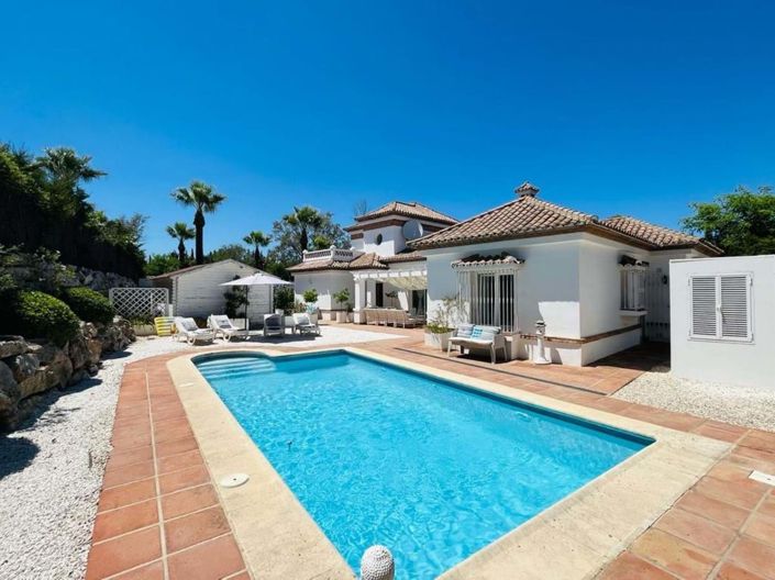 Image No.1-Villa de 4 chambres à vendre à Sotogrande playa