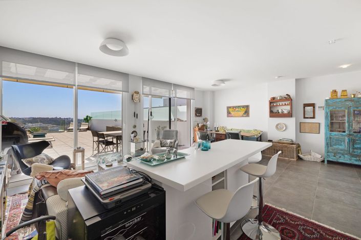 Image No.18-3 Bed Apartment for sale