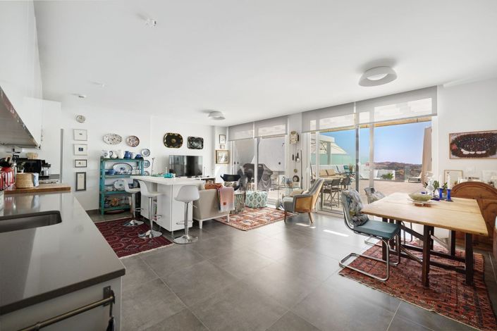 Image No.3-3 Bed Apartment for sale