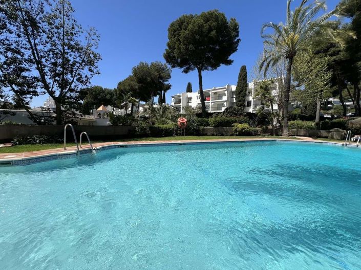 Image No.1-3 Bed Villa for sale