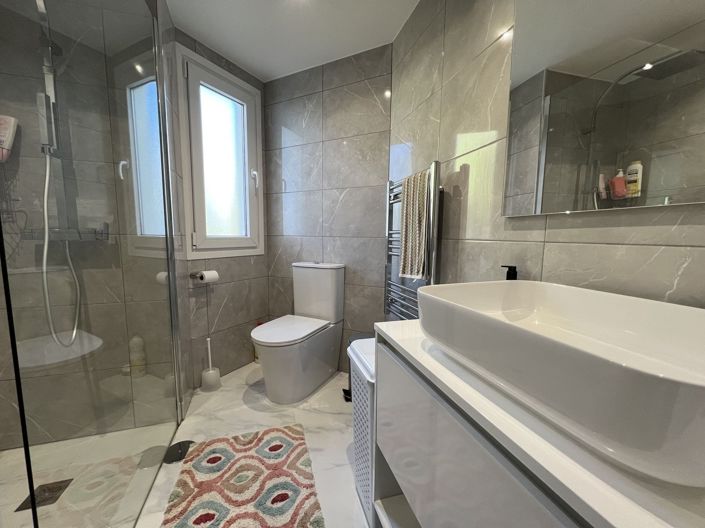 Image No.25-3 Bed Villa for sale