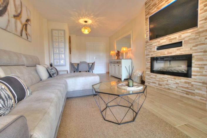 Image No.10-2 Bed Apartment for sale