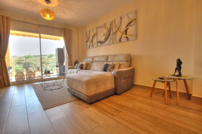 Image No.8-2 Bed Apartment for sale