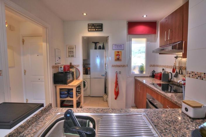 Image No.12-2 Bed Apartment for sale