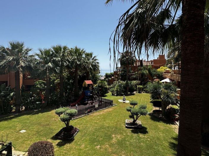 Image No.23-2 Bed Apartment for sale