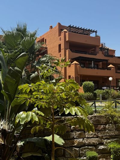 Image No.26-2 Bed Apartment for sale