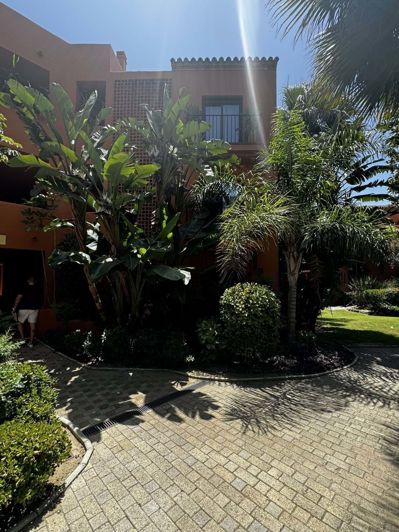 Image No.27-2 Bed Apartment for sale