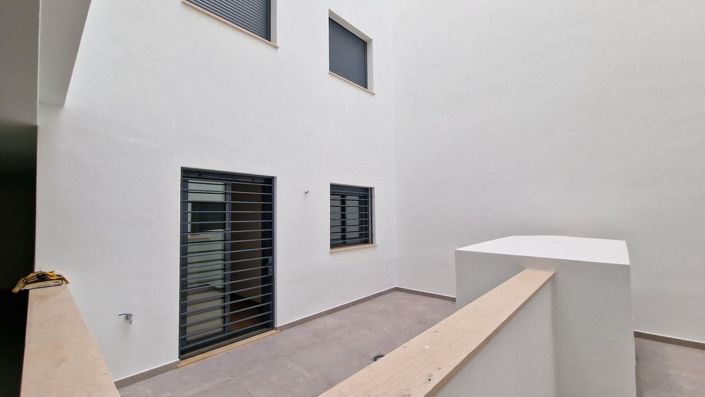 Image No.7-3 Bed Apartment for sale