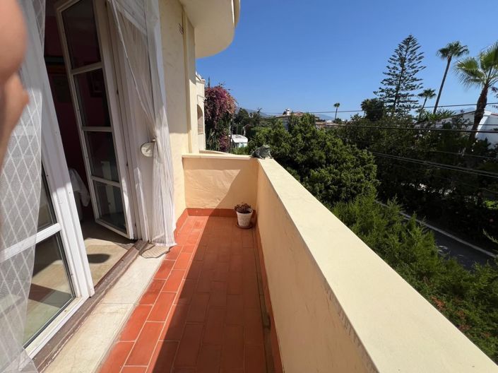 Image No.15-2 Bed Apartment for sale