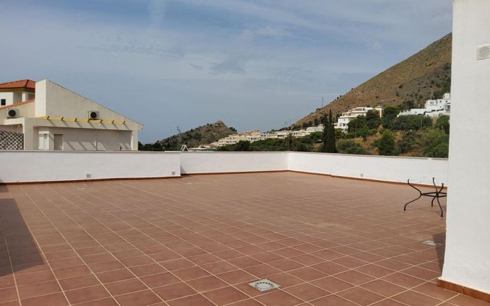 Image No.3-3 Bed Apartment for sale