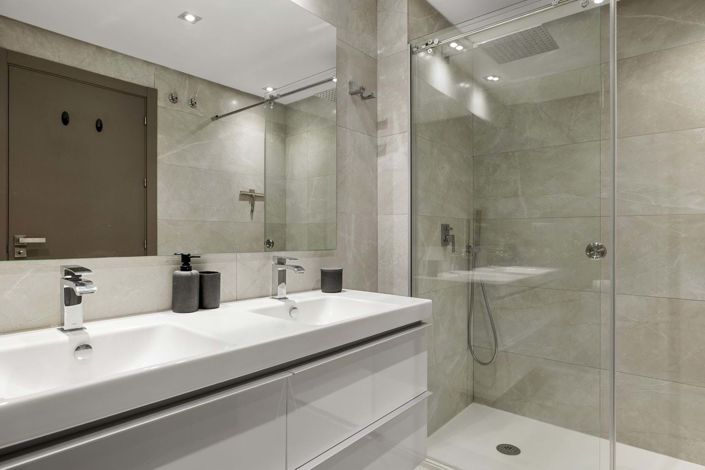 Image No.13-2 Bed Apartment for sale