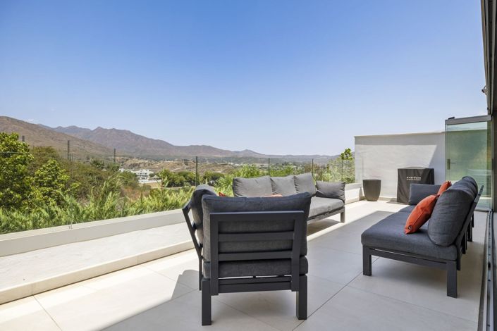 Image No.18-2 Bed Apartment for sale