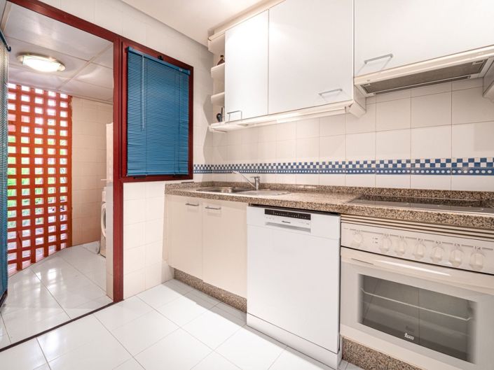 Image No.19-3 Bed Apartment for sale