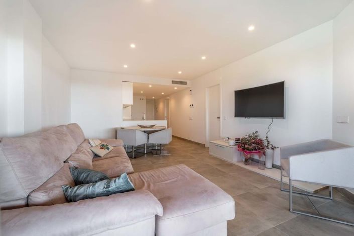 Image No.11-2 Bed Apartment for sale