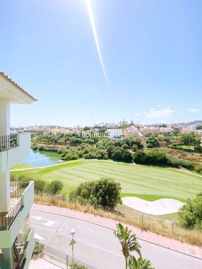 Image No.19-3 Bed Apartment for sale