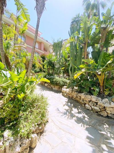 Image No.35-3 Bed Apartment for sale