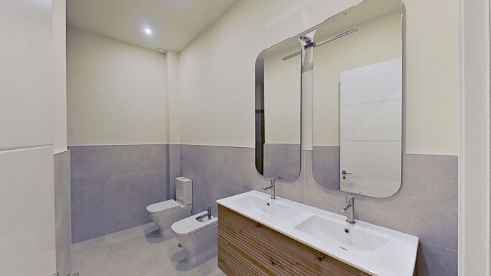 Image No.20-2 Bed Apartment for sale