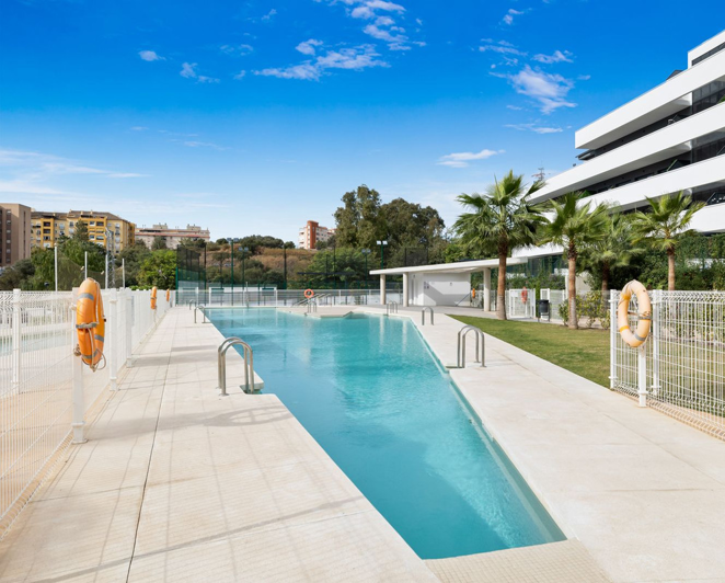 Image No.1-Appartement de 2 chambres à vendre à Estepona