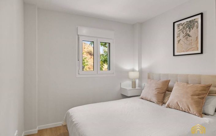 Image No.24-2 Bed Apartment for sale