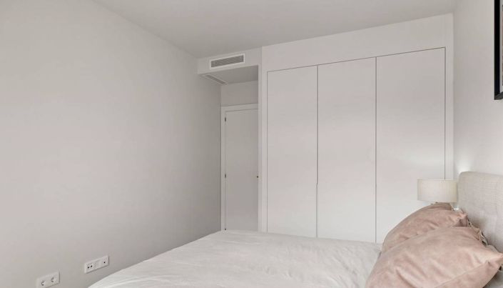 Image No.25-2 Bed Apartment for sale