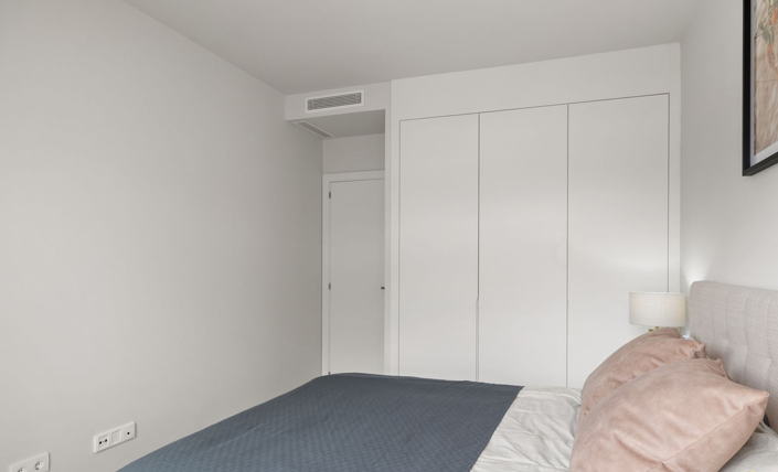 Image No.37-2 Bed Apartment for sale