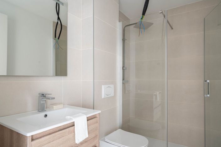 Image No.10-2 Bed Apartment for sale