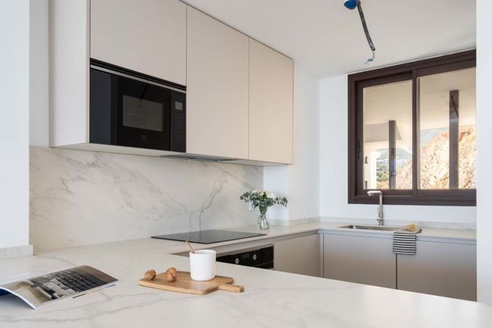 Image No.8-2 Bed Apartment for sale