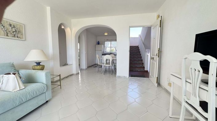 Image No.10-2 Bed Apartment for sale