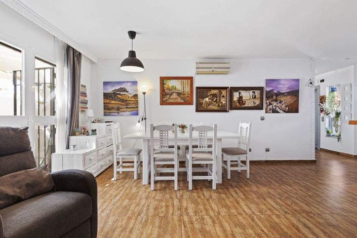 Image No.24-Villa de 4 chambres à vendre à Fuengirola