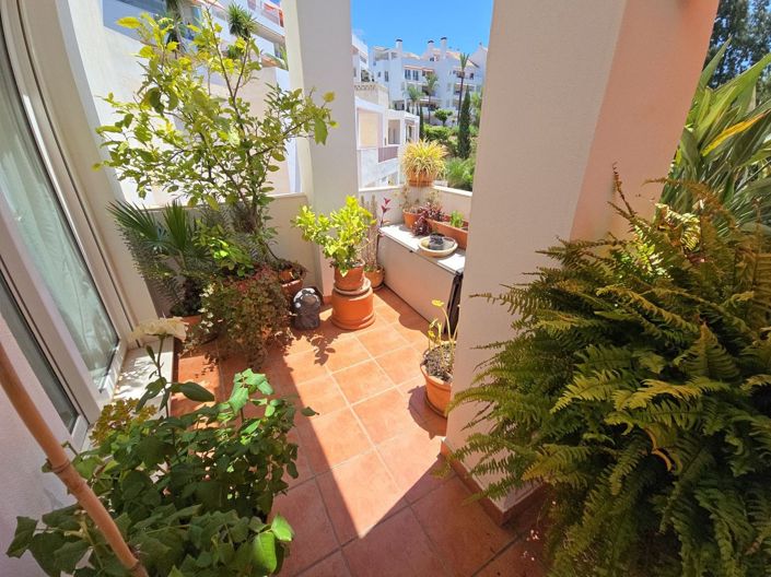 Image No.12-2 Bed Apartment for sale