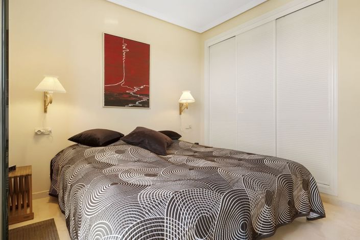 Image No.17-2 Bed Apartment for sale