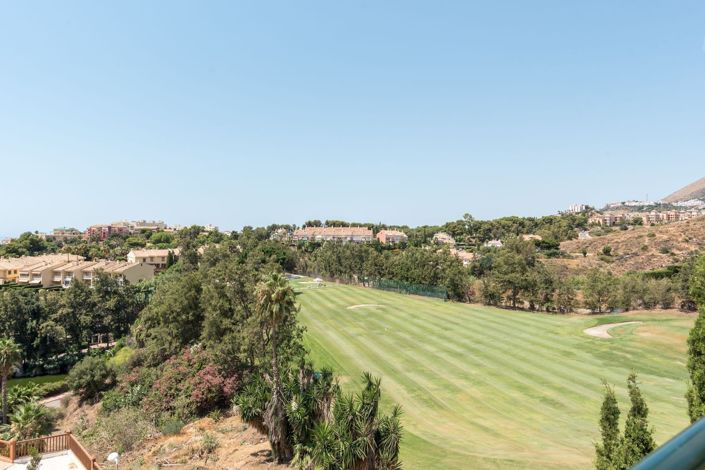 Image No.21-2 Bed Apartment for sale