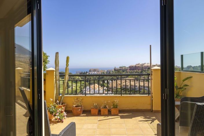 Image No.23-2 Bed Apartment for sale