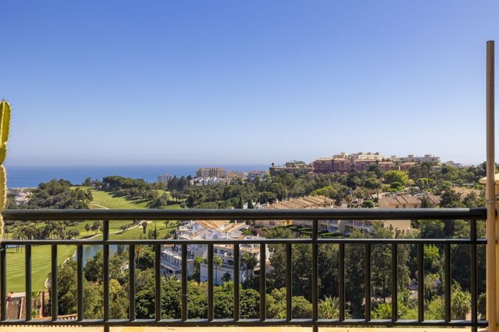 Image No.26-2 Bed Apartment for sale