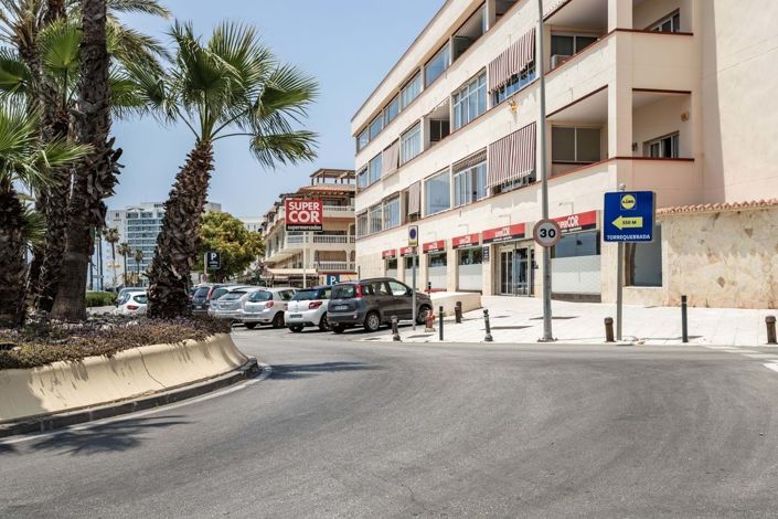 Image No.23-2 Bed Apartment for sale