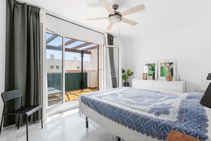 Image No.4-2 Bed Apartment for sale