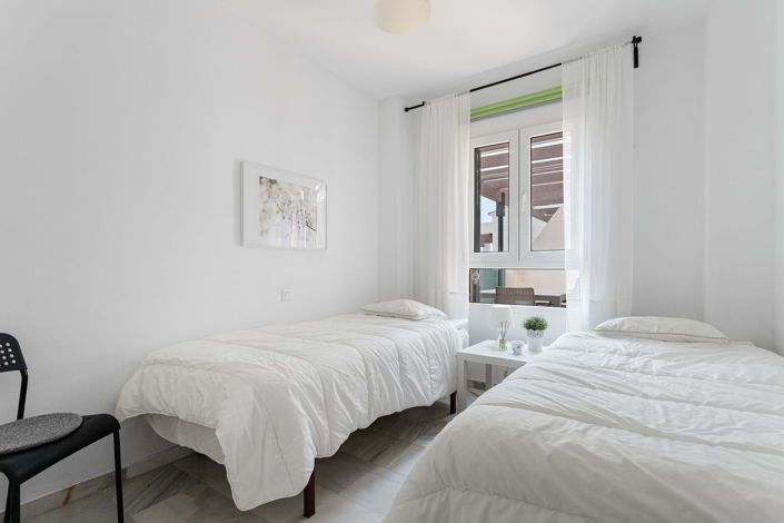 Image No.5-2 Bed Apartment for sale