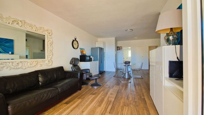 Image No.23-3 Bed Apartment for sale